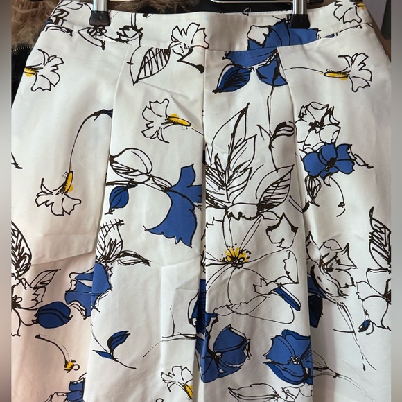 Brooks Brothers floral pleated skirt - Picture 10 of 12